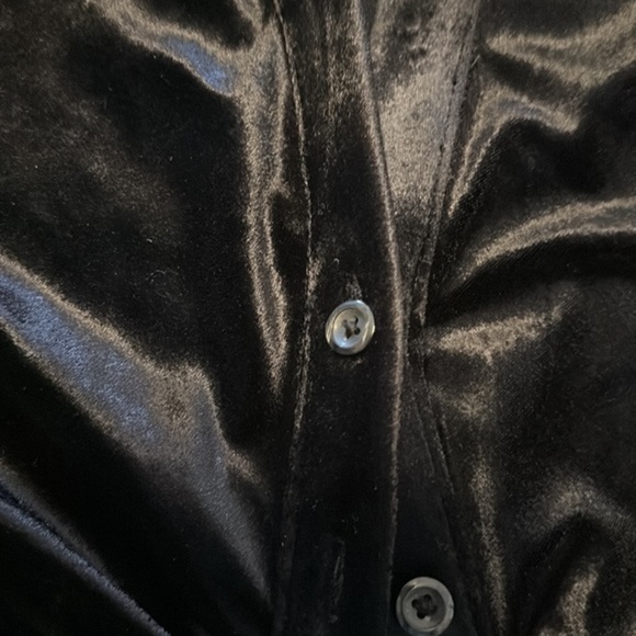 Free People Shayla Velvet Mini Dress in Black Button Up Size Small New - Picture 10 of 10